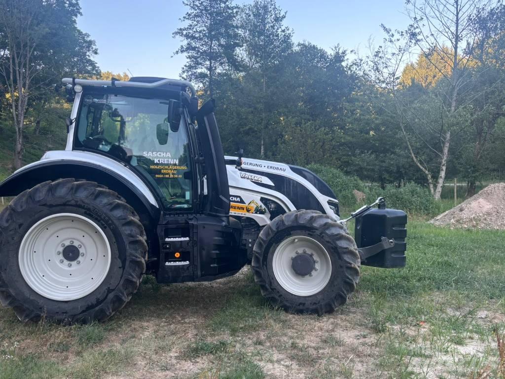 Valtra T 145 Forestry Tractors