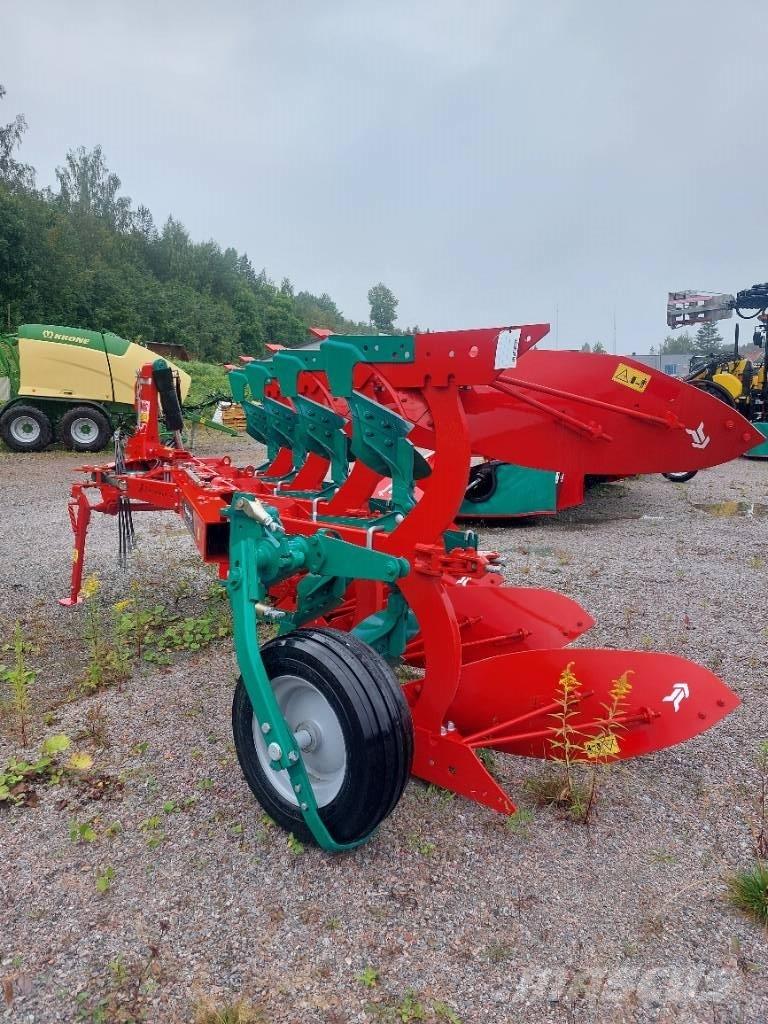 Kverneland 150s Reversible ploughs