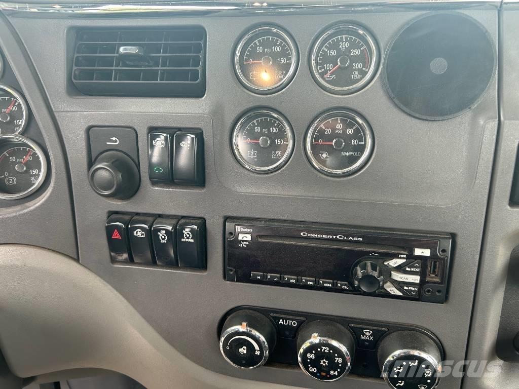 Peterbilt 579 Conventional Trucks / Tractor Trucks