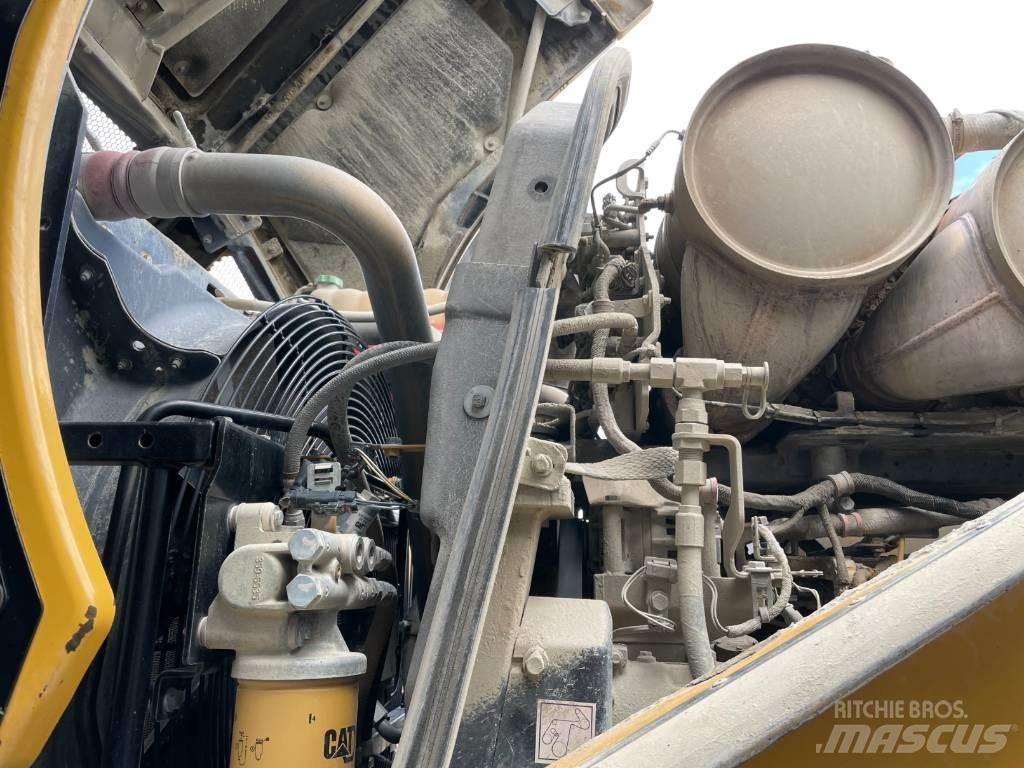 CAT 972M Wheel Loaders