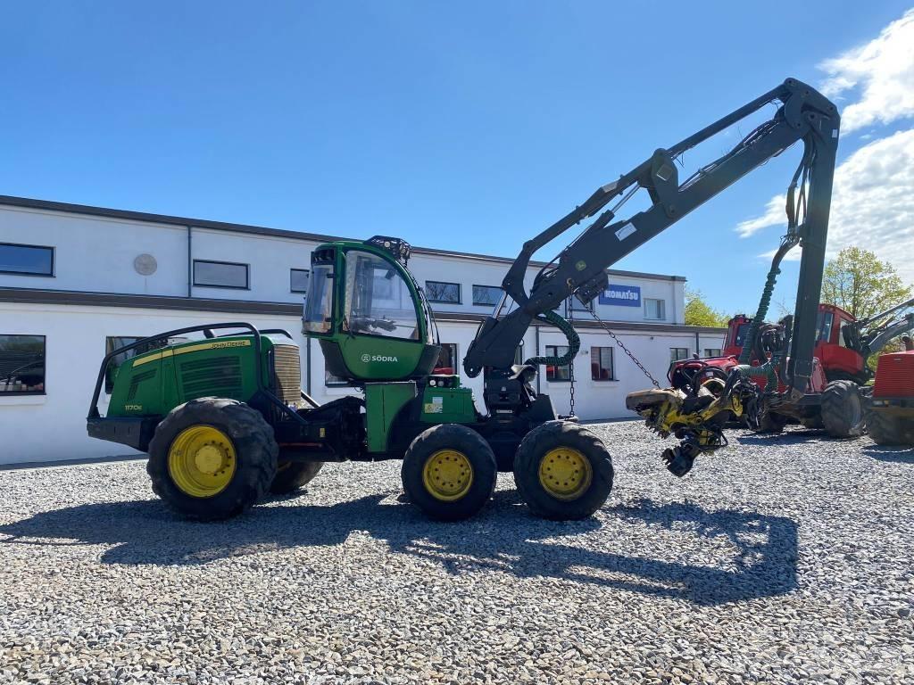 John Deere 1170 E Harvesters