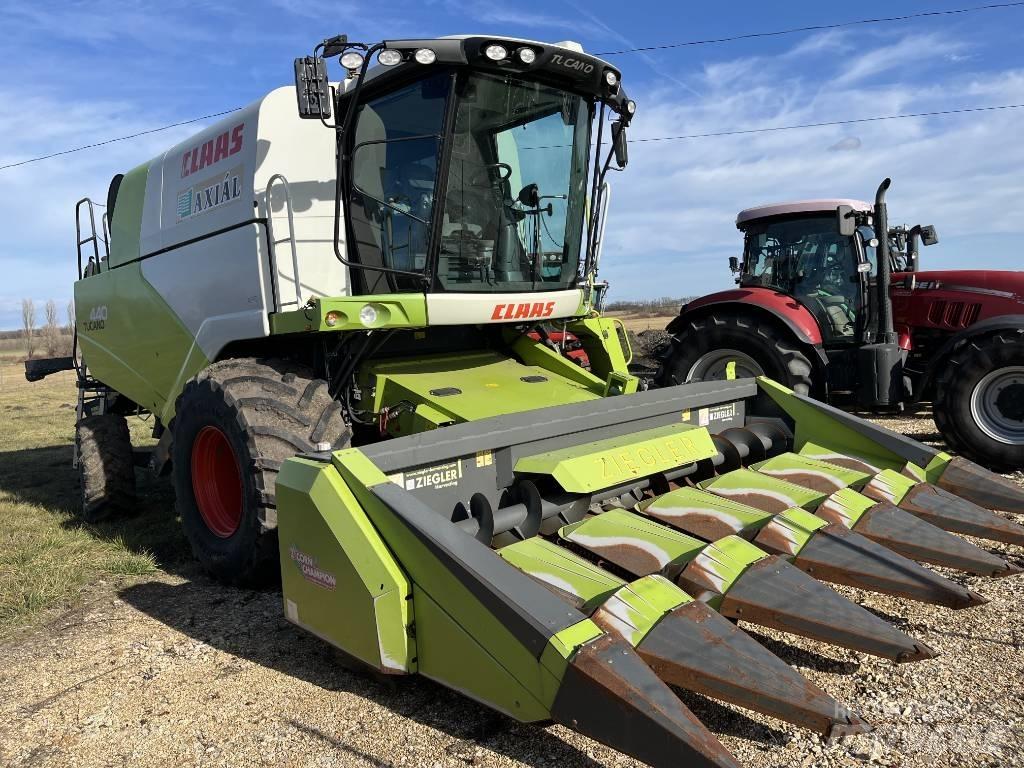 CLAAS Tucano 440 Combine Harvesters
