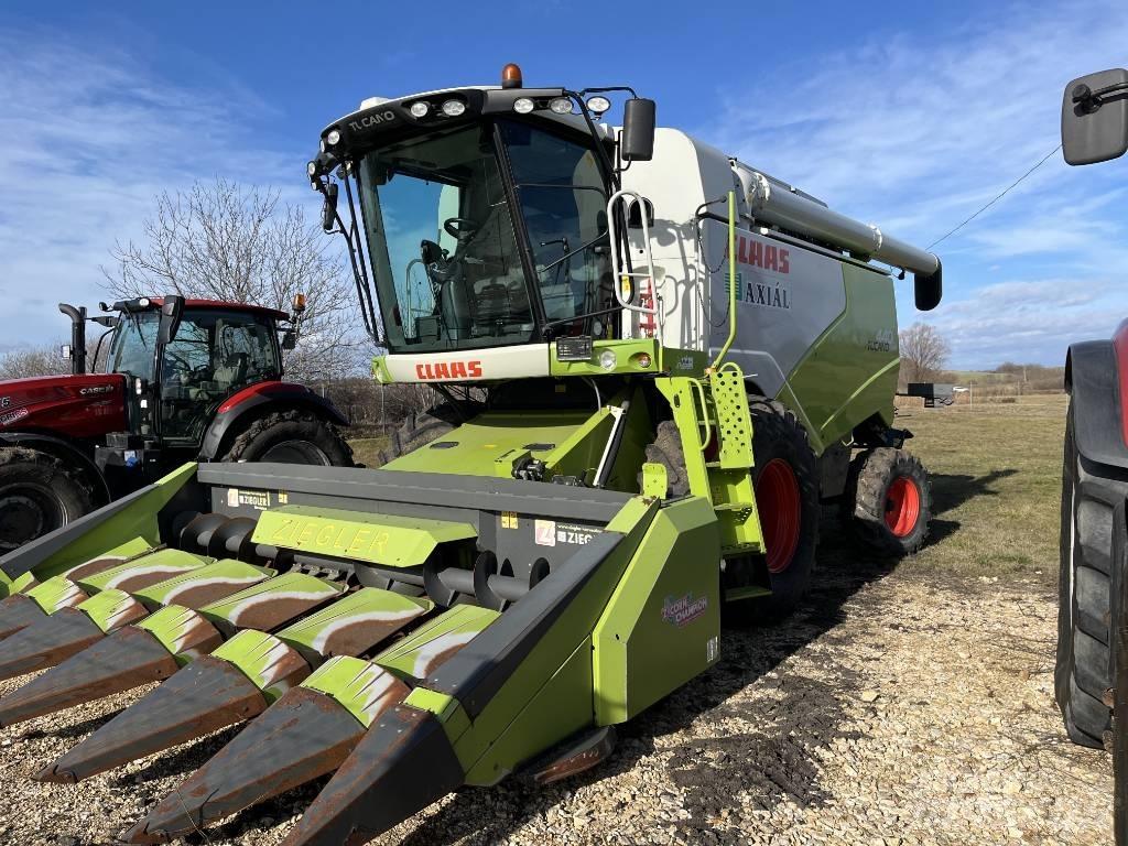 CLAAS Tucano 440 Combine Harvesters