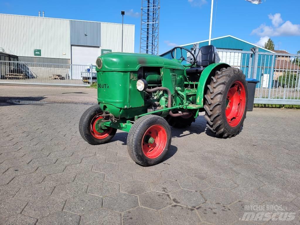 Deutz D30 Tractors