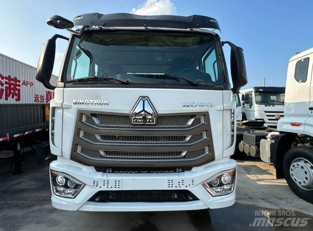 Howo NX 371 Conventional Trucks / Tractor Trucks