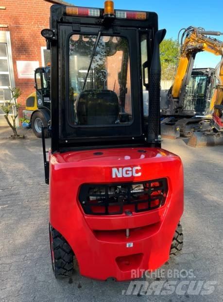 Hangcha CPCD 25 Diesel Forklifts