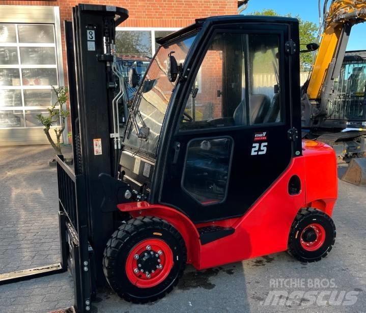 Hangcha CPCD 25 Diesel Forklifts