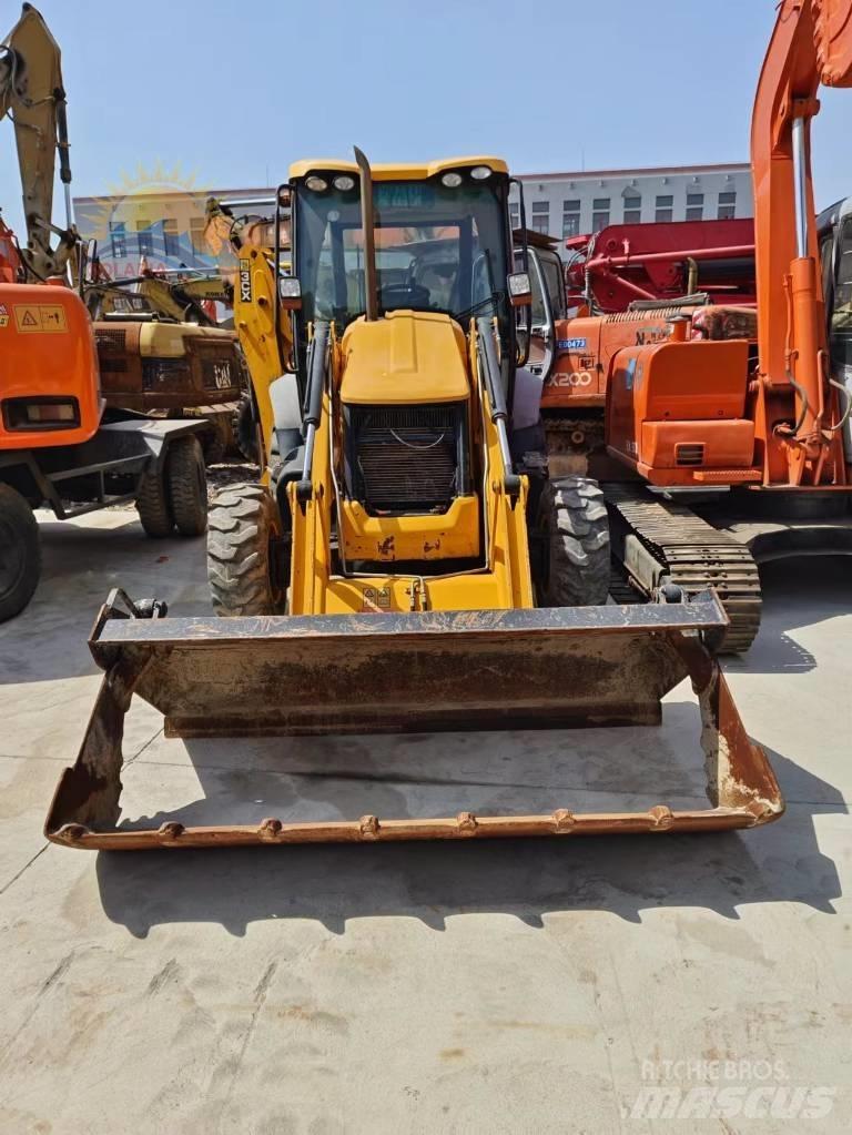 JCB 3CX Backhoe Loaders