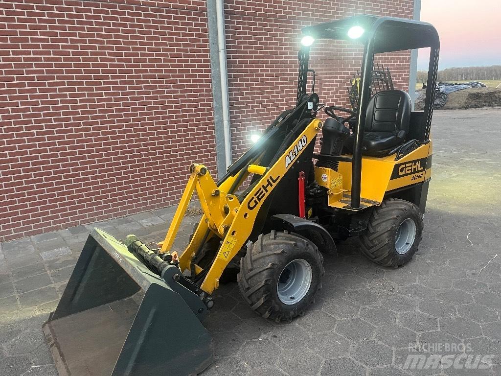 Gehl AL 140 Mini Loader