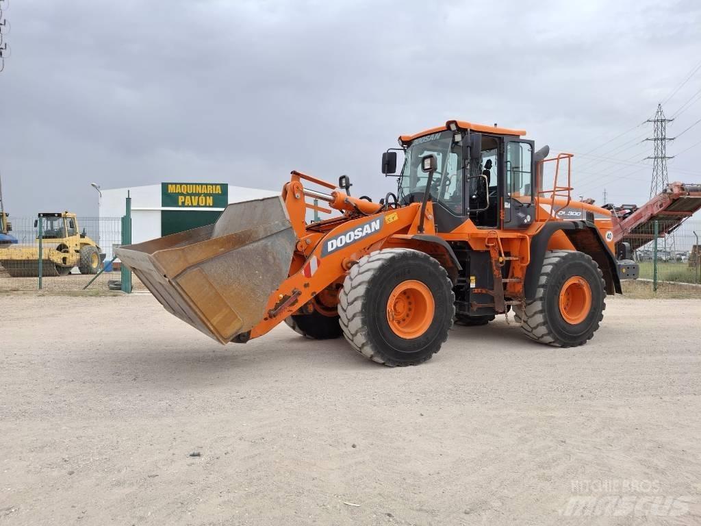 Doosan DL 300-5 Wheel Loaders