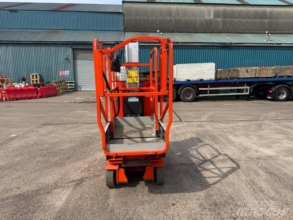 Dingli AMWP 8-1200 Vertical mast lifts