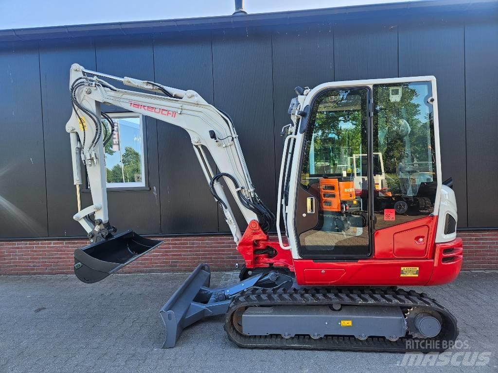 Takeuchi TB 240 Mini Excavators <7t (Mini Diggers)
