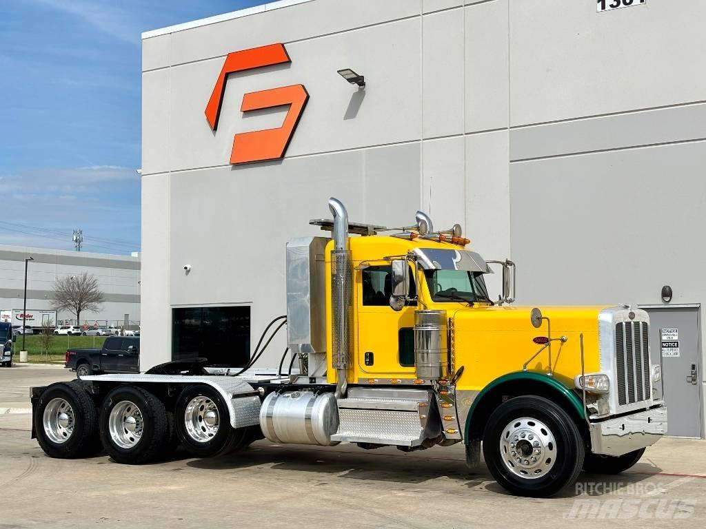 Peterbilt 389 Conventional Trucks / Tractor Trucks