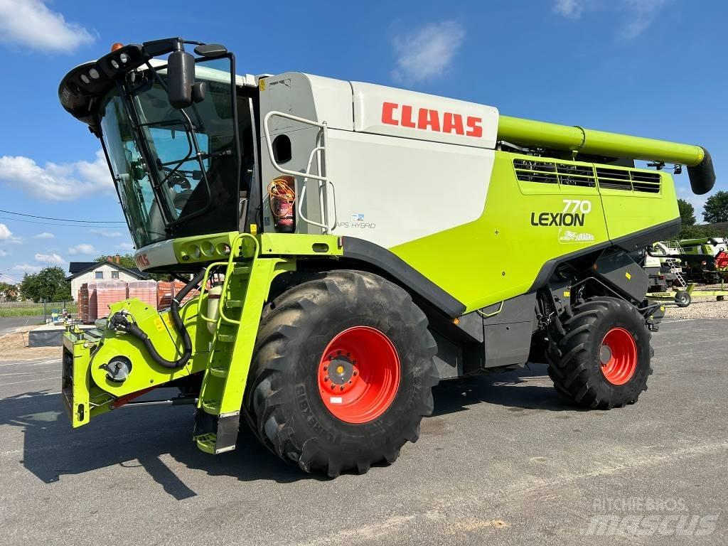 CLAAS Lexion 770 Combine Harvesters