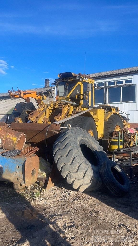 CAT 988 Wheel Loaders