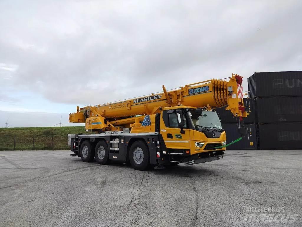 XCMG XCA60_EV Mobile and all terrain cranes