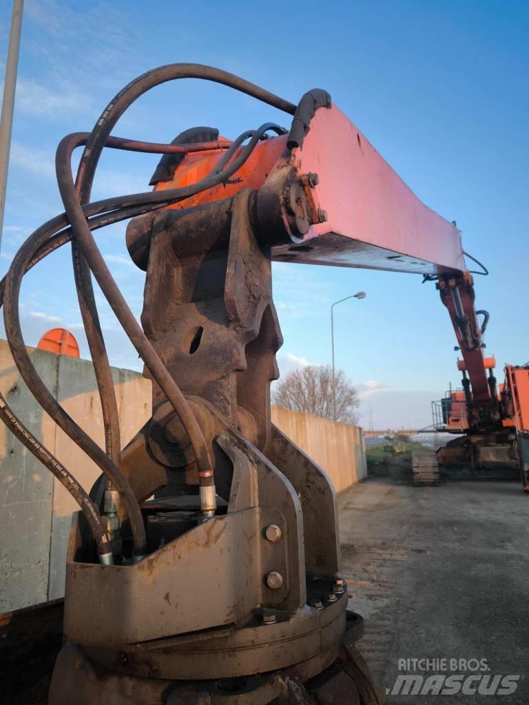 Mantsinen 100RHC Waste / Industry Handlers