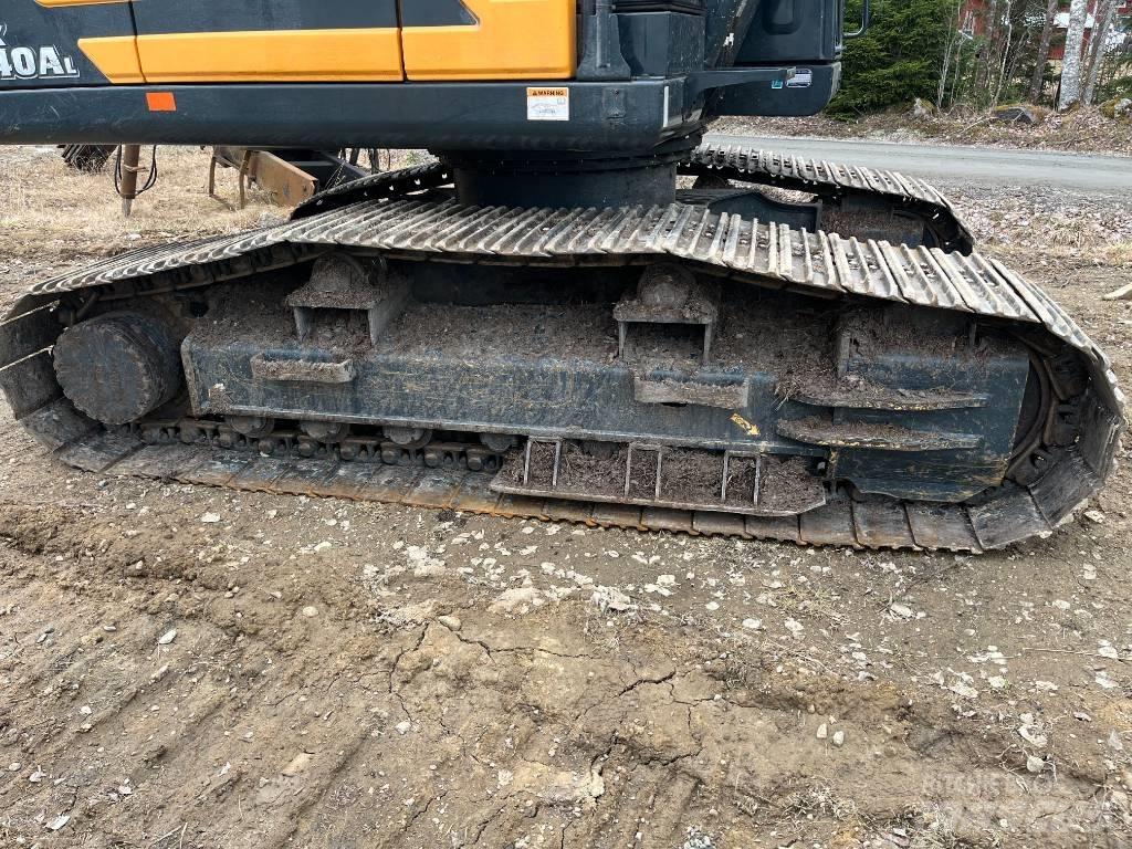Hyundai HX 140 AL Crawler excavators
