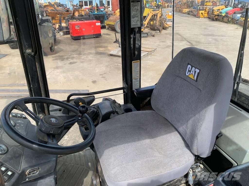 CAT 908 Wheel Loaders