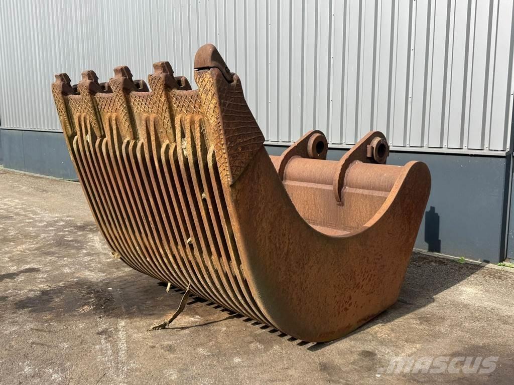  Puinriekbak 374 Buckets