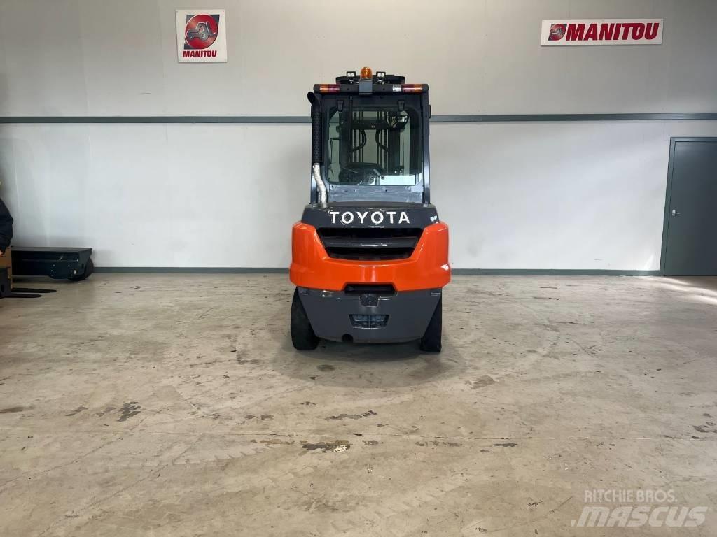Toyota 40-8FD45N Diesel Forklifts