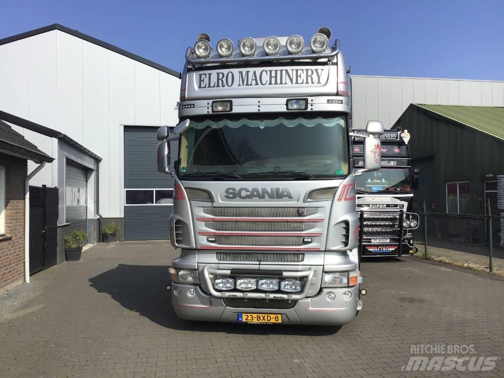 Scania R 560 Conventional Trucks / Tractor Trucks