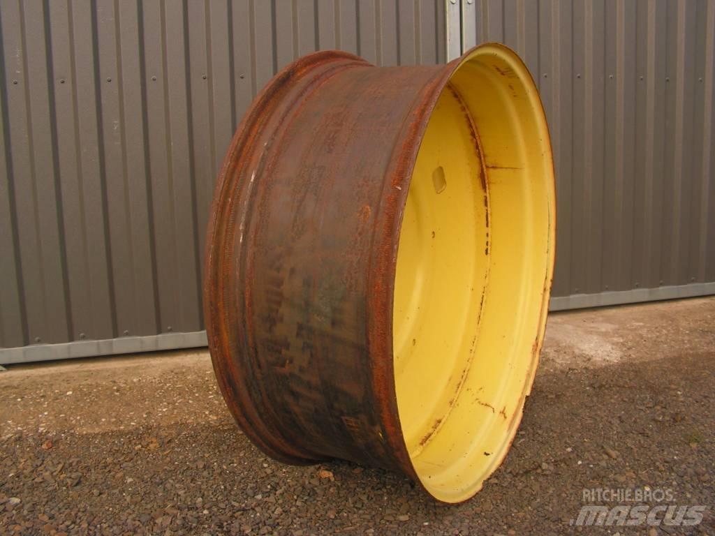 John Deere 8100 Tires, wheels and rims