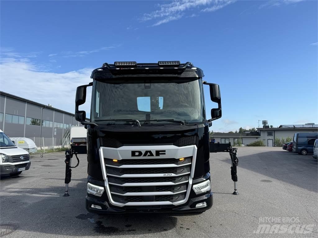 DAF XF 530 FAW 8X4 Boom / Crane / Bucket Trucks