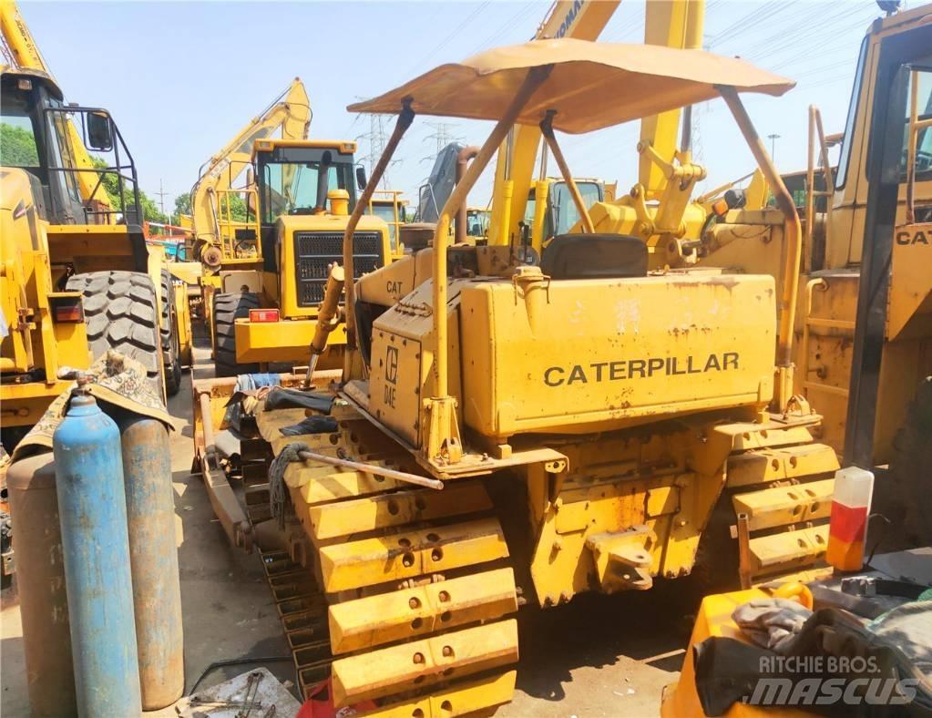CAT D 4 E Crawler dozers
