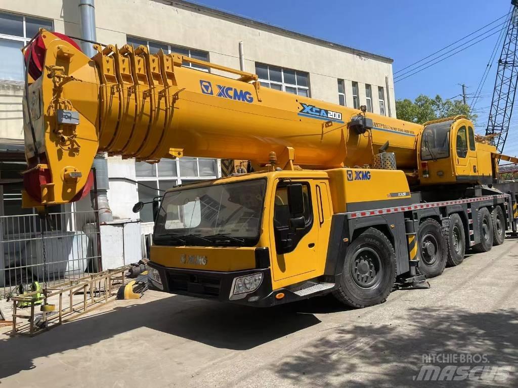 XCMG QY200K-11 Mobile and all terrain cranes