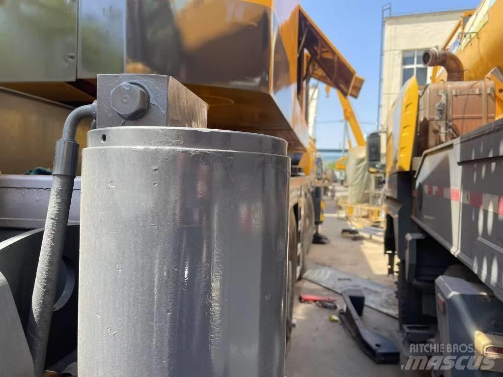 XCMG QY200K-11 Mobile and all terrain cranes