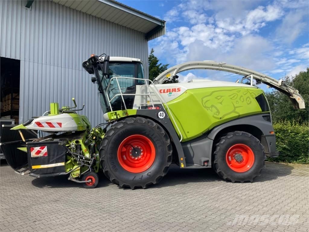 CLAAS Jaguar 960 Forage Harvester