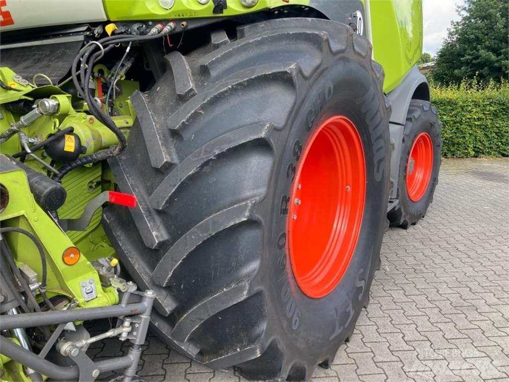 CLAAS Jaguar 960 Forage Harvester