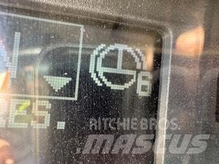 MAN TGA 33.530 Conventional Trucks / Tractor Trucks