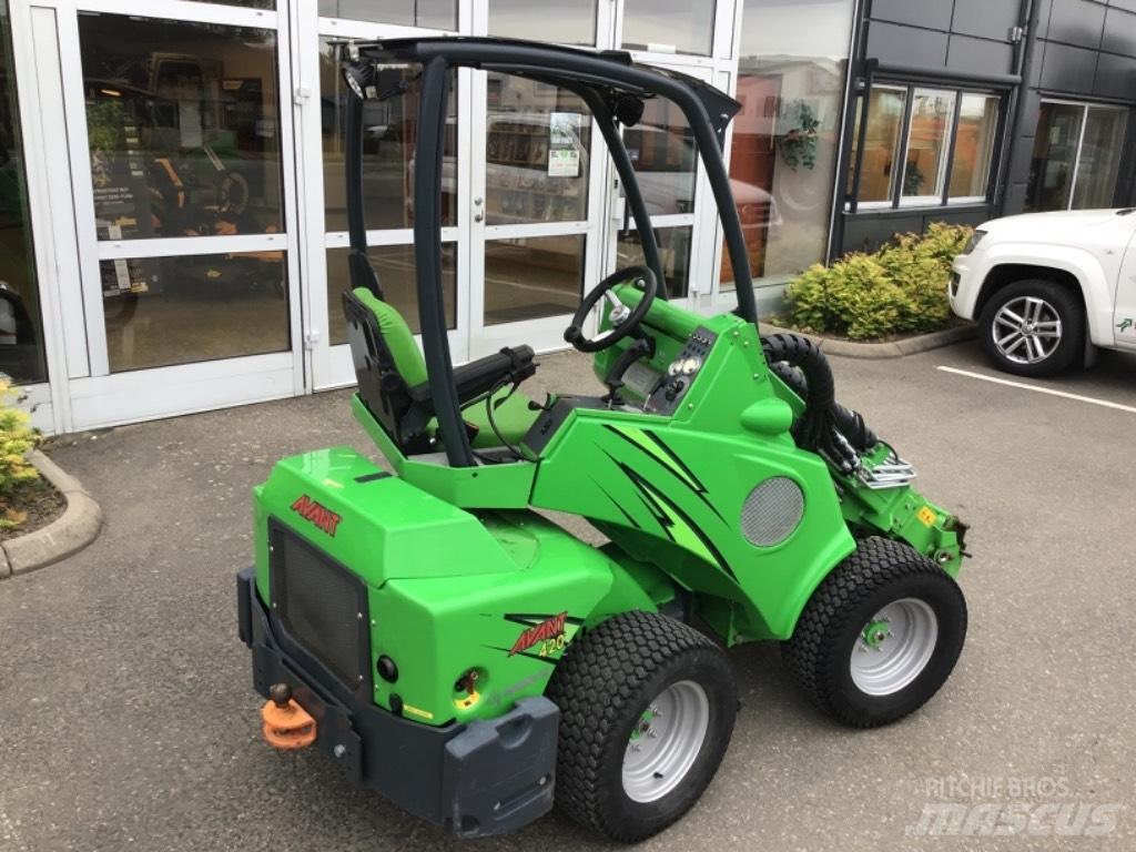 Avant 420 Multi purpose loaders