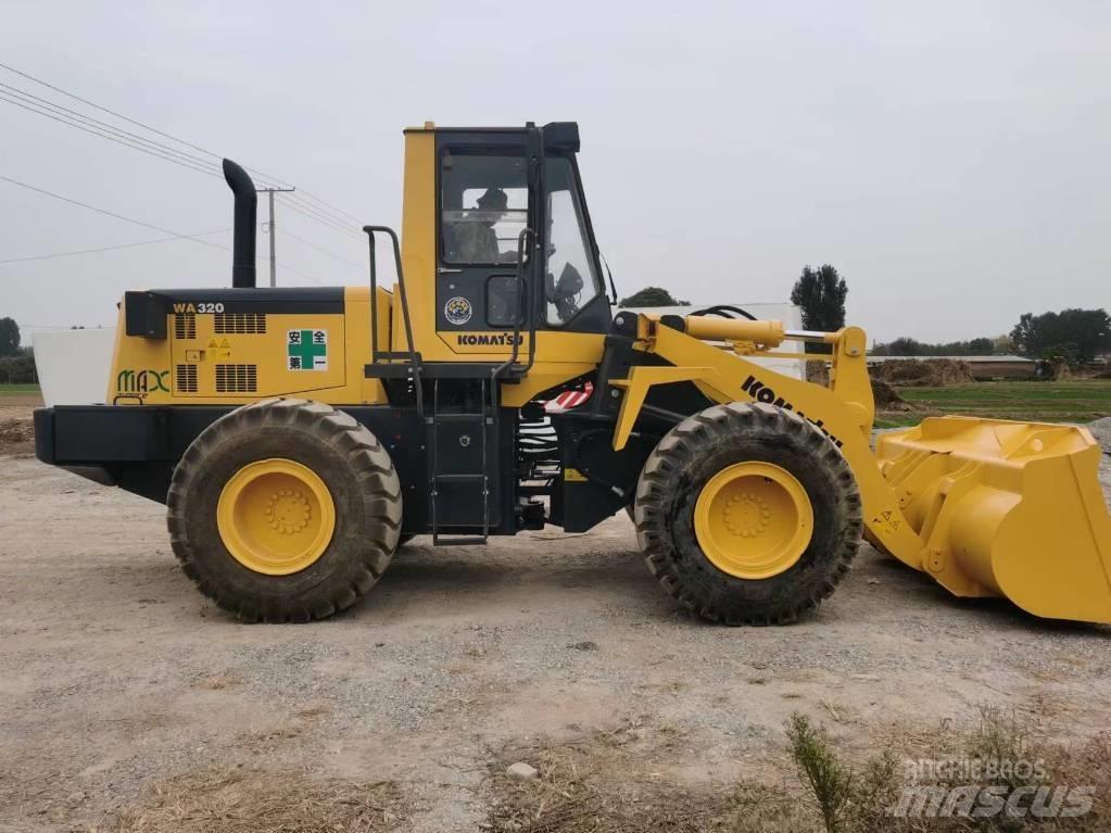 Komatsu WA 320-5 Wheel Loaders
