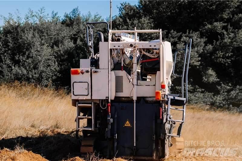 Wirtgen W150 Other Trucks