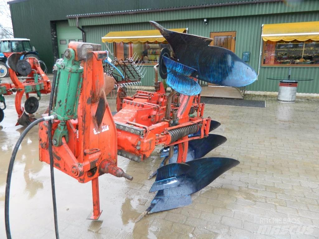 Fraugde 3 Reversible ploughs