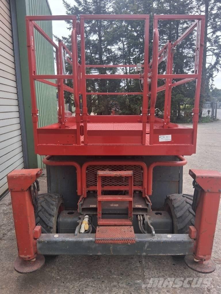 SkyJack SJ 6826 RT Scissor Lifts