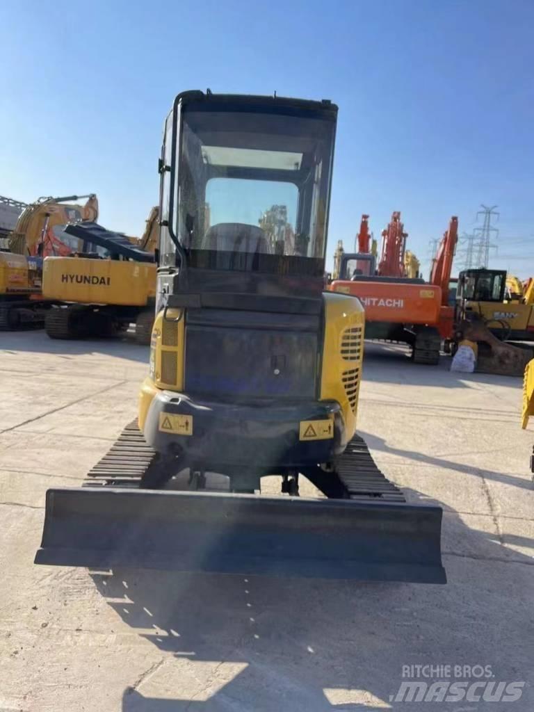 Komatsu PC 35 Mini Excavators <7t (Mini Diggers)