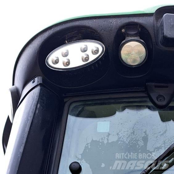 John Deere 6120M Tractors