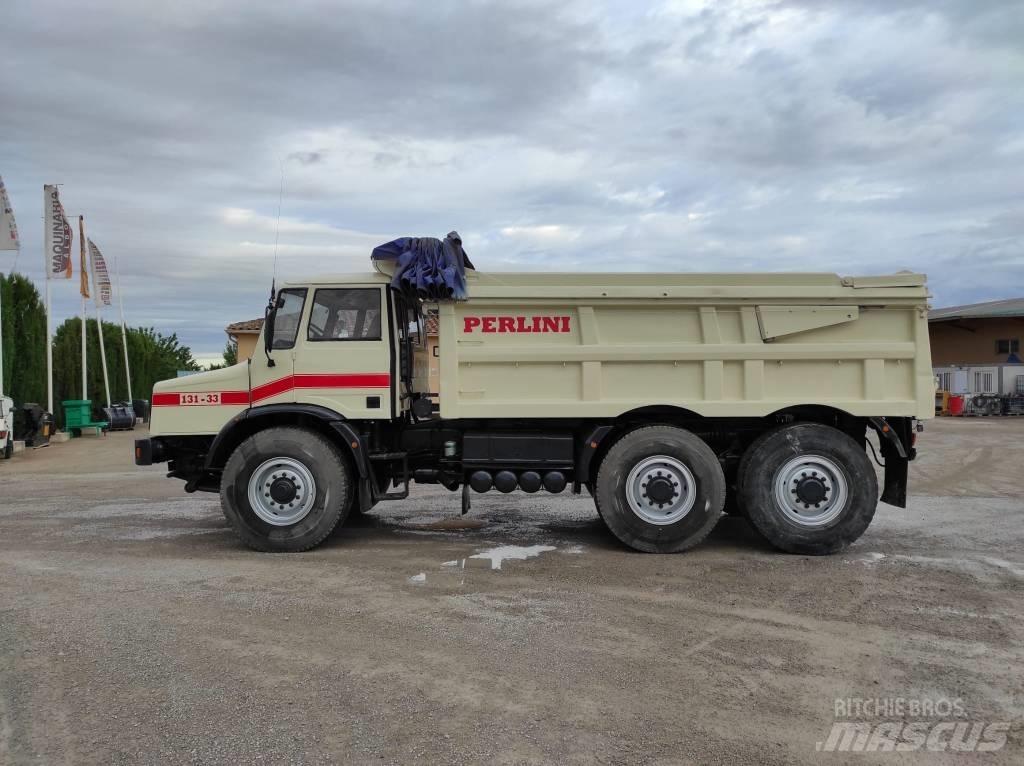 Perlini 131.33D2/C2 Other Trucks