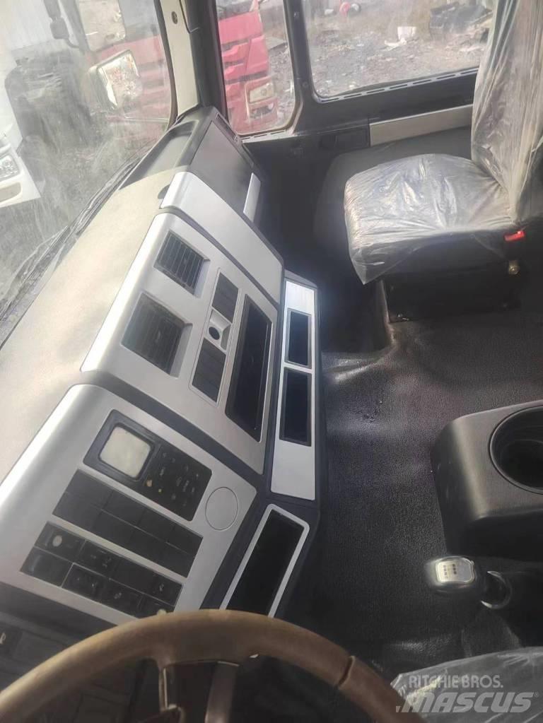 Shacman F3000 6X4 Conventional Trucks / Tractor Trucks