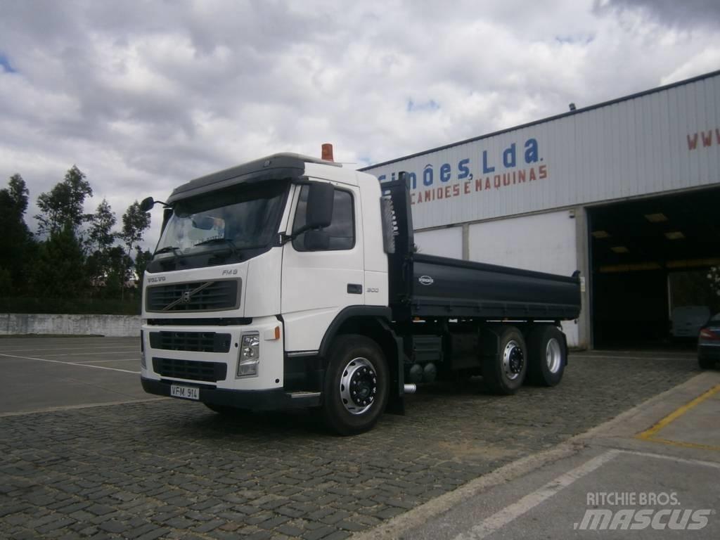 Volvo FM9 300 Dump Trucks
