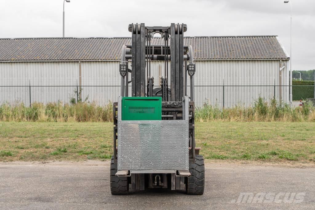 Manitou ME 435 Electric Forklifts