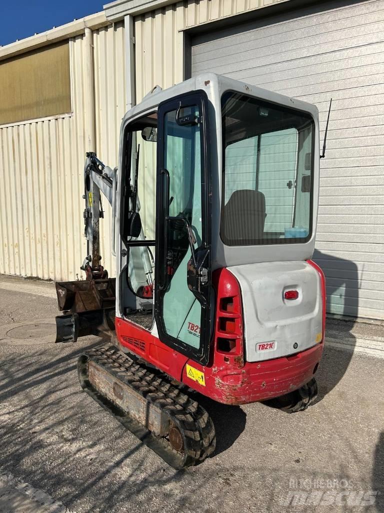 Takeuchi TB216 Mini Excavators <7t (Mini Diggers)