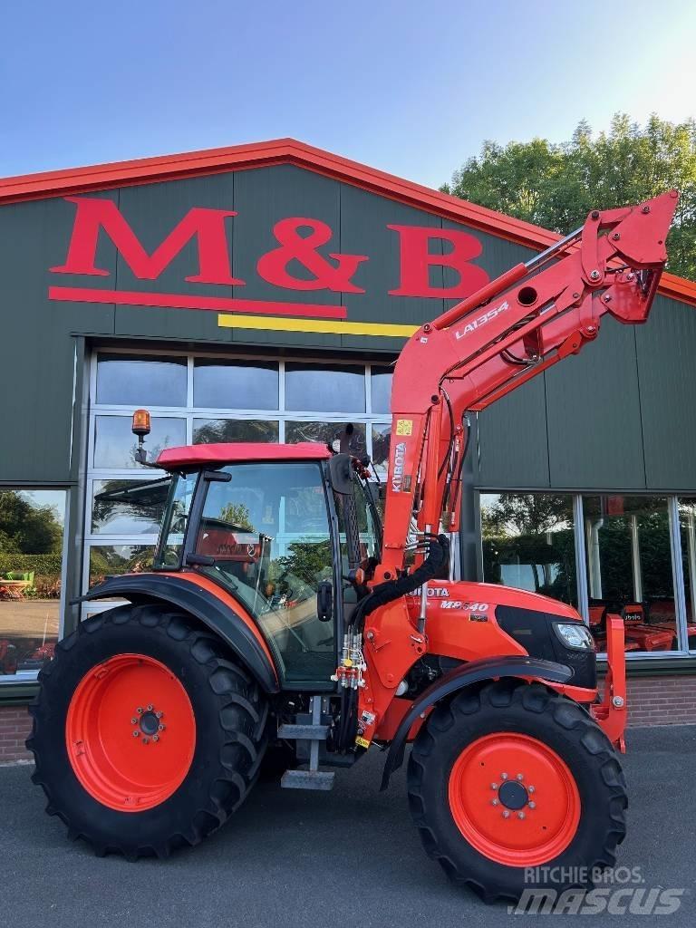 Kubota M 8540 Tractors
