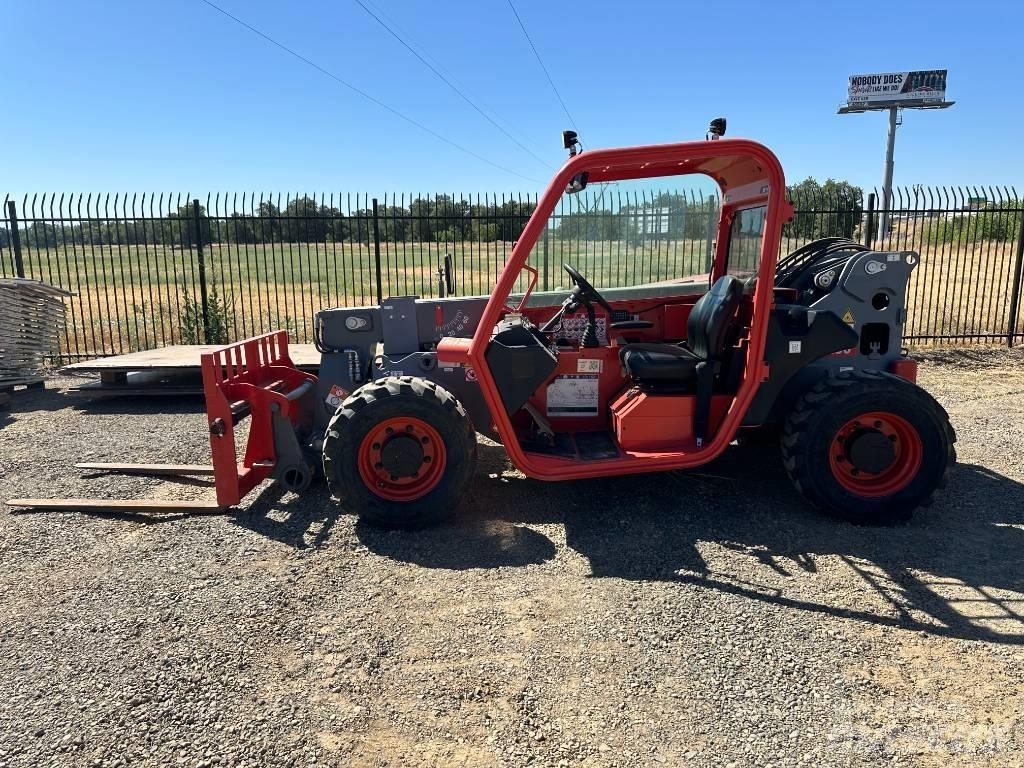 SkyJack SH519 Telescopic Handlers