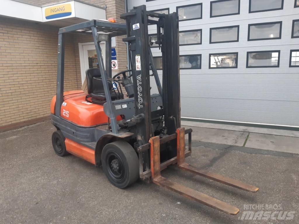 Toyota 6 FDF 25 Diesel Forklifts