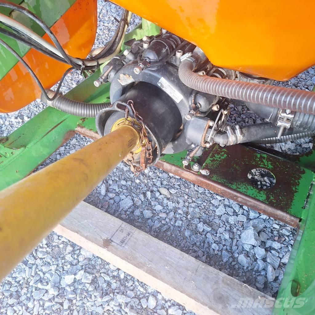 Amazone UF 1801 Mounted sprayers